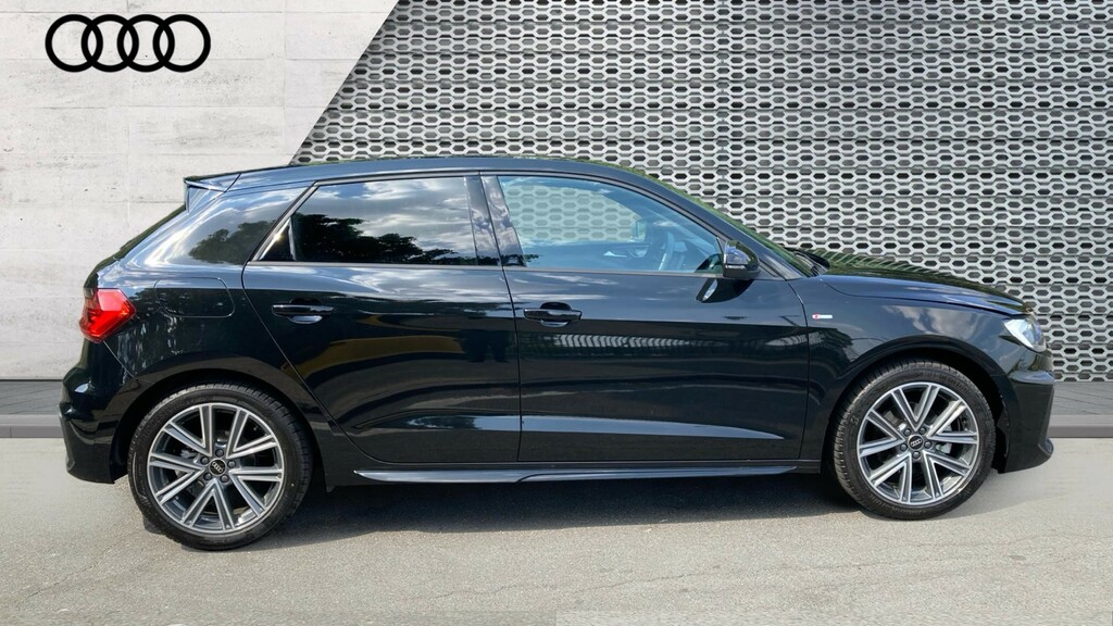 Audi A1 A1 35 Tfsi S Line S Tronic LV26UWP Black #4
