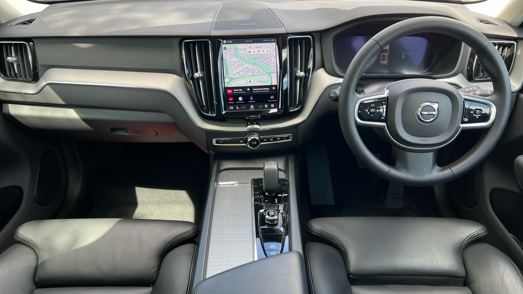 Volvo XC60 Xc60 2.0 T6 350 Rc Phev Plus Dark Awd Geartr NA23XFR Grey #5