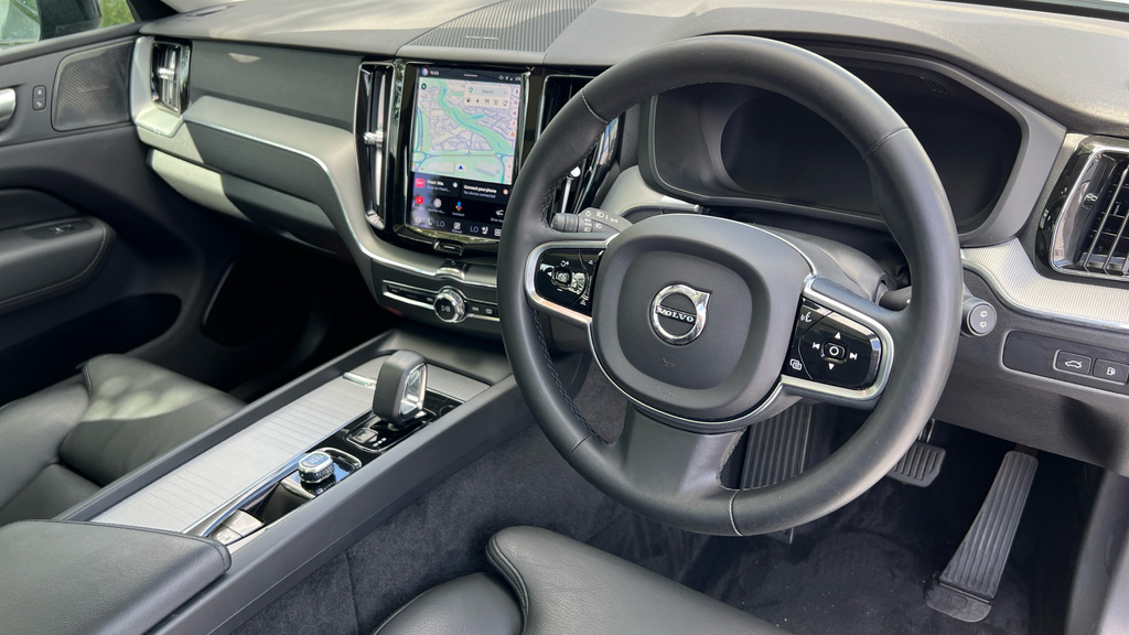 Volvo XC60 Xc60 2.0 T6 350 Rc Phev Plus Dark Awd Geartr NA23XFR Grey #4