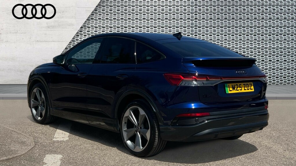 Audi Q4 E Tron Q4 210Kw 45 Quattro 82Kwh Black Edition LM25ZDZ Blue #3