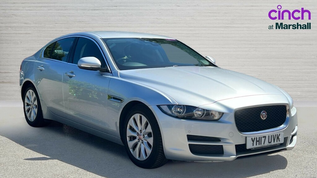 Jaguar XE Xe 2.0D Prestige Silver