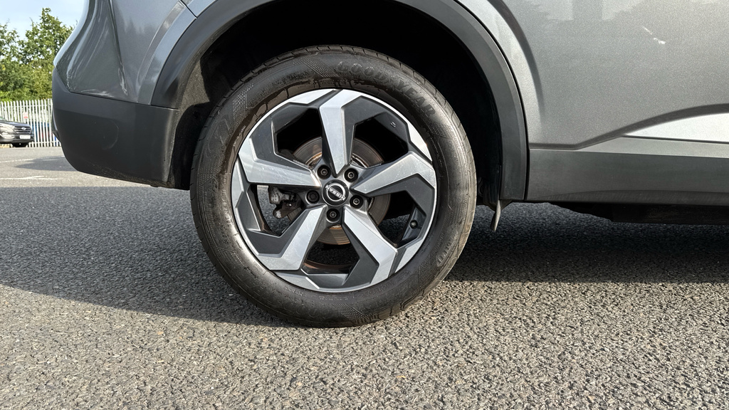 Nissan Qashqai Qashqai 1.3 Dig-t Mh N-connecta YF23AOP Grey #4