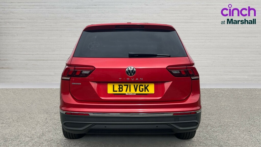 Volkswagen Tiguan Allspace Tiguan Allspace 1.5 Tsi Life LB71VGK Red #4