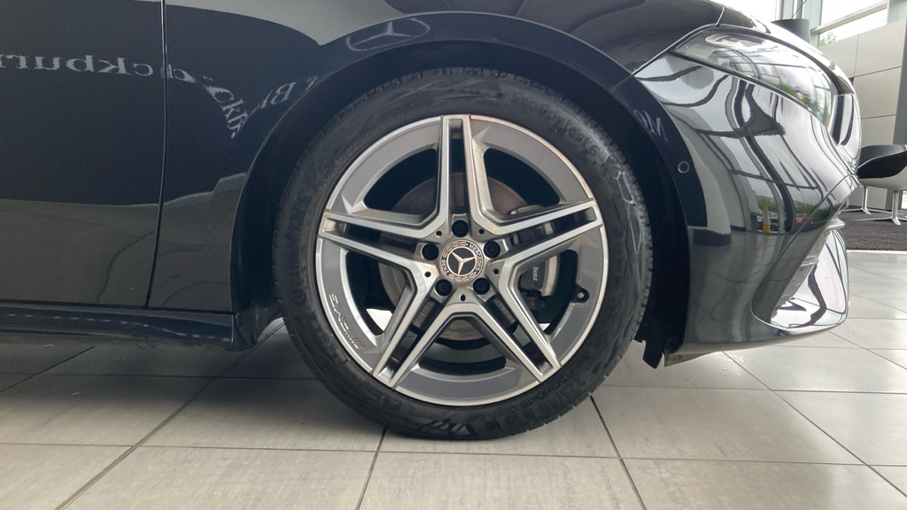 Mercedes-Benz A Class A Class A200 Amg Line Executive KV24EDF Black #5