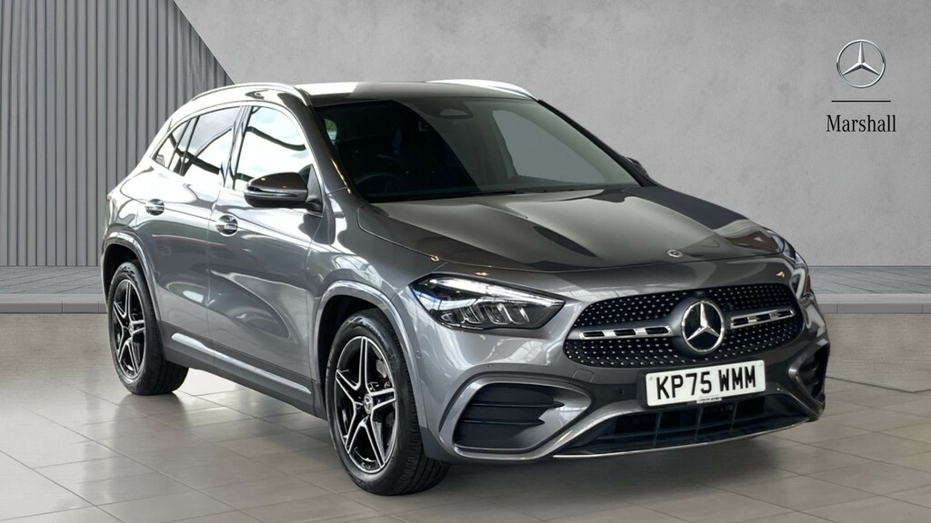 Mercedes-Benz GLA Class Gla 200 Amg Line Executive Grey