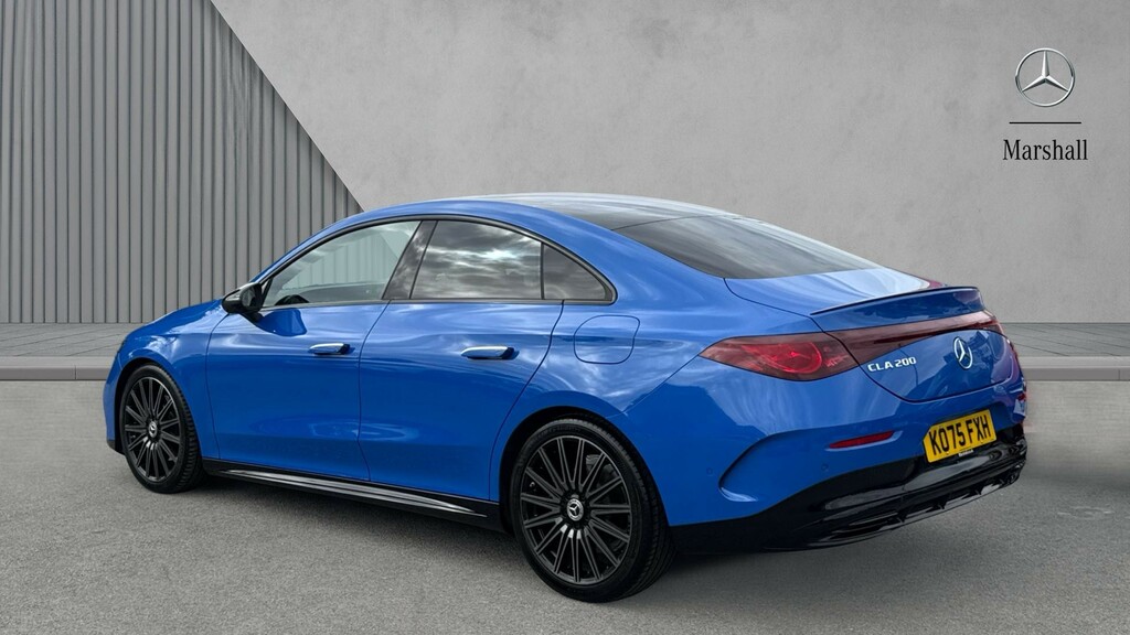 Mercedes-Benz CLA Class Cla 200 Amg Line Premium Plus Blue #2