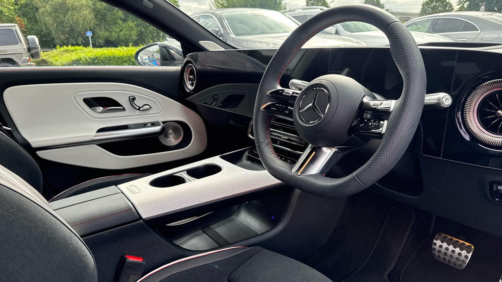 Mercedes-Benz CLA Class Cla 200 Amg Line Premium Plus Blue #3