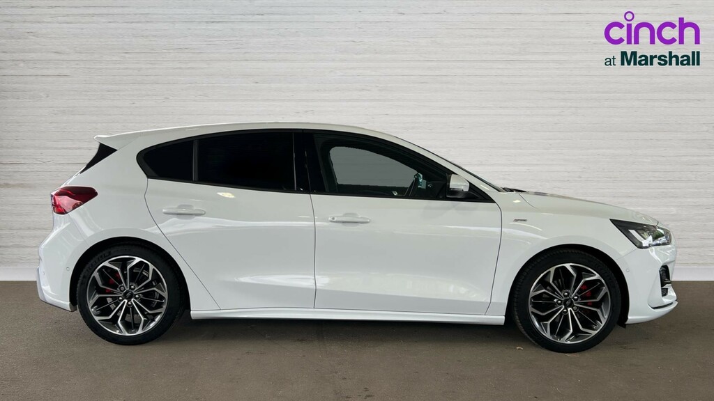 Ford Focus Focus 1.0 Ecoboost Hybrid Mhev St-line X FH73YST White #2