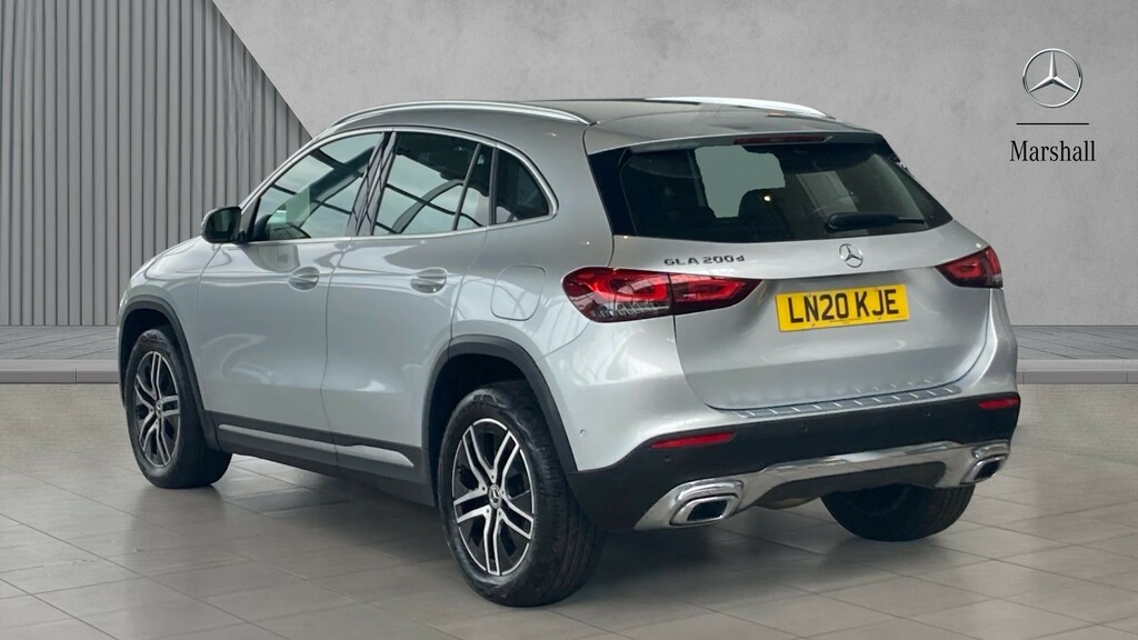 Mercedes-Benz GLA Class Gla 200D Sport Executive LN20KJE Silver #2