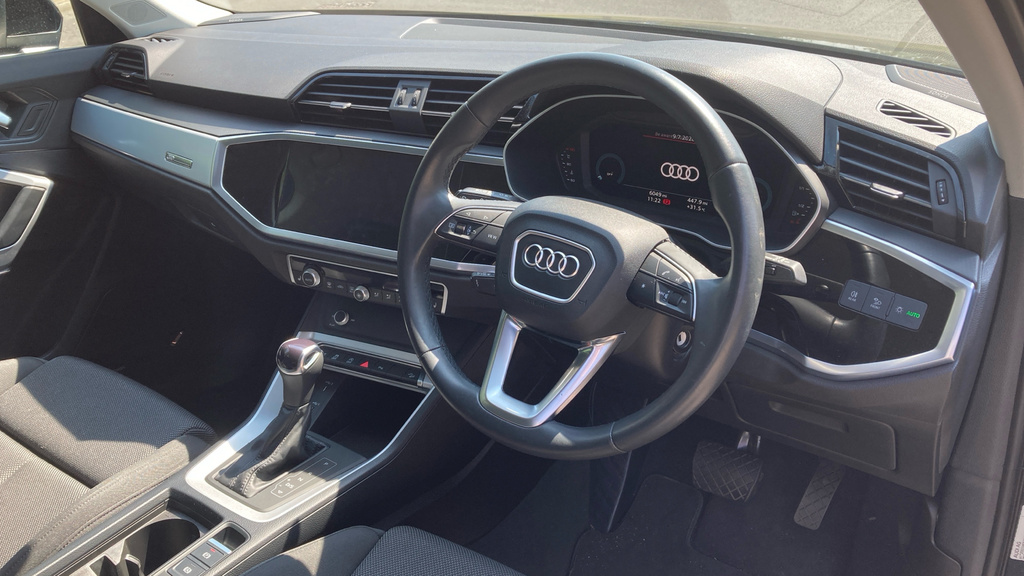 Audi Q3 Q3 35 Tfsi Sport S Tronic Tech Pack Black #6