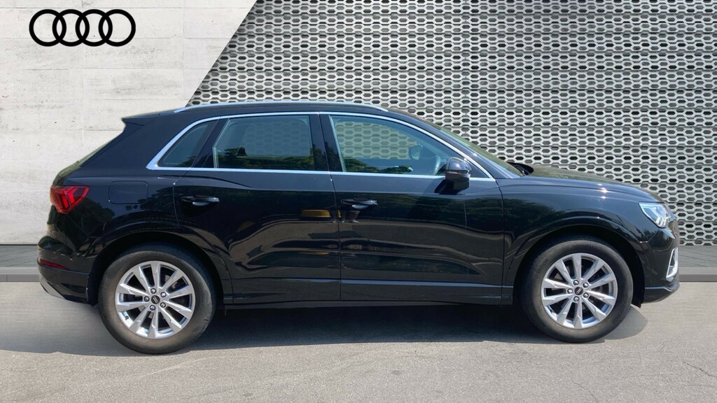 Audi Q3 Q3 35 Tfsi Sport S Tronic Tech Pack Black #4