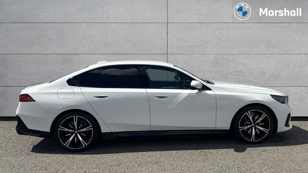 BMW 5 Series 5 Series 530E M Sport Pro RX26FFO White #3