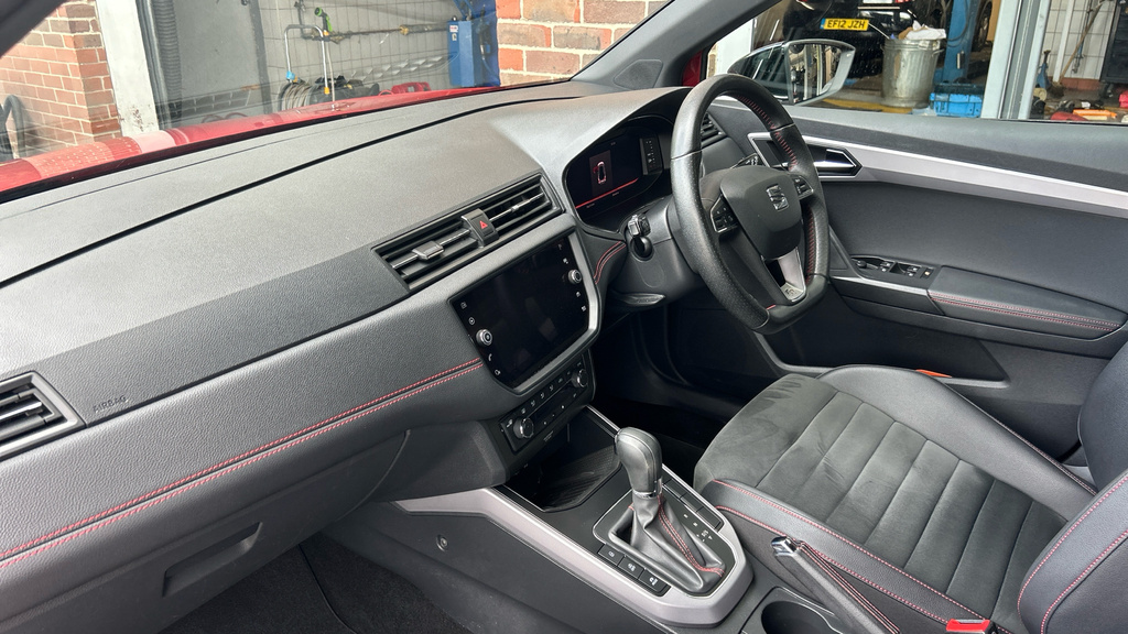 Seat Arona Arona 1.0 Tsi 115 Fr Sport Ez Dsg EG19WNT Red #2