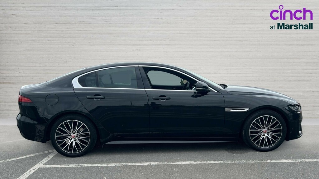Jaguar XE Xe 2.0 D200 R-dynamic S Black #2