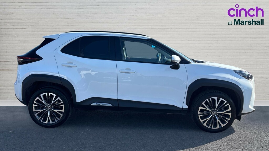 Toyota Yaris Cross Yaris Cross 1.5 Hybrid Excel Cvt GL24AUH White #2