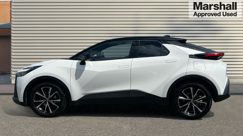Toyota C-Hr C-hr 1.8 Hybrid Design Cvt GF24RYJ White #6