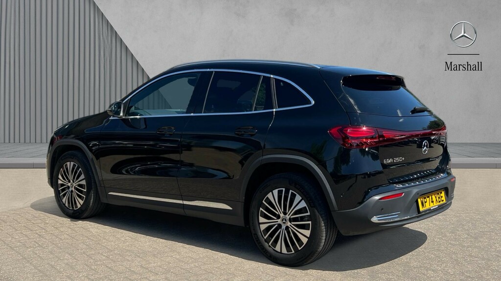 Mercedes-Benz EQA Eqa 250 140Kw Sport Executive 70.5Kwh Black #2