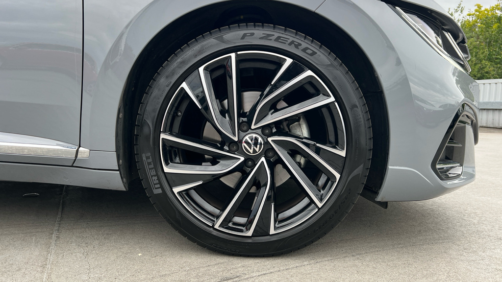 Volkswagen Arteon Shooting Brake Elegance 2.0 Tdi 150Ps Dsg Grey #20
