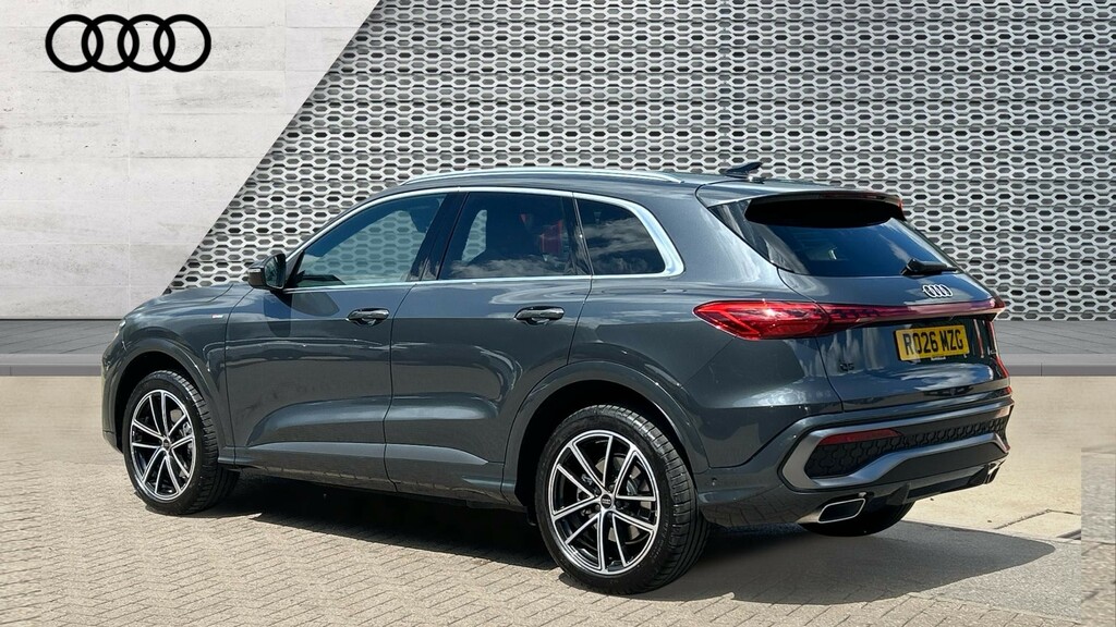 Audi Q5 2.0 Tfsi Quattro Edition 1 S Tronic 2026 Black #3