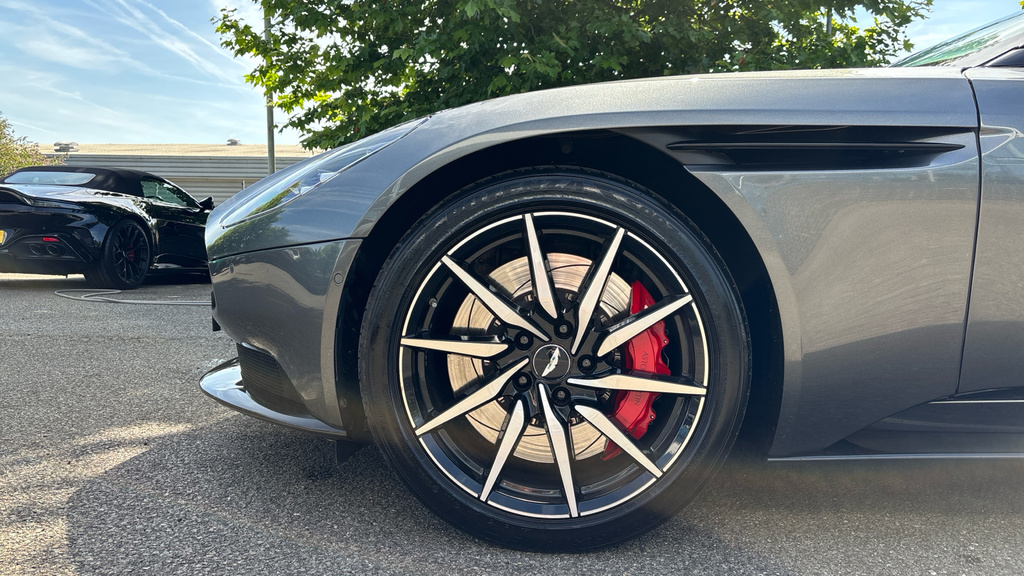 Aston Martin DB11 4.0 V8 Volante Euro 6 Ss 510 P Silver #24
