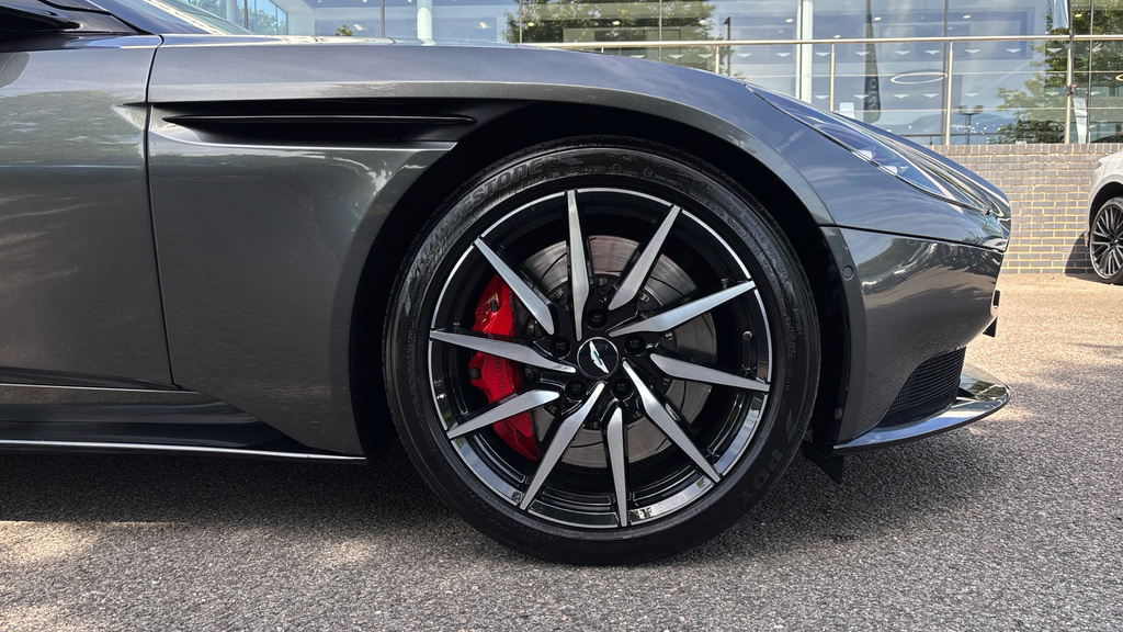 Aston Martin DB11 Db11 V8 Touchtronic Silver #4