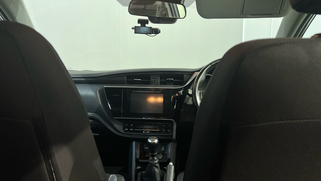 Toyota Auris 1.2T Design Tss Blue #12