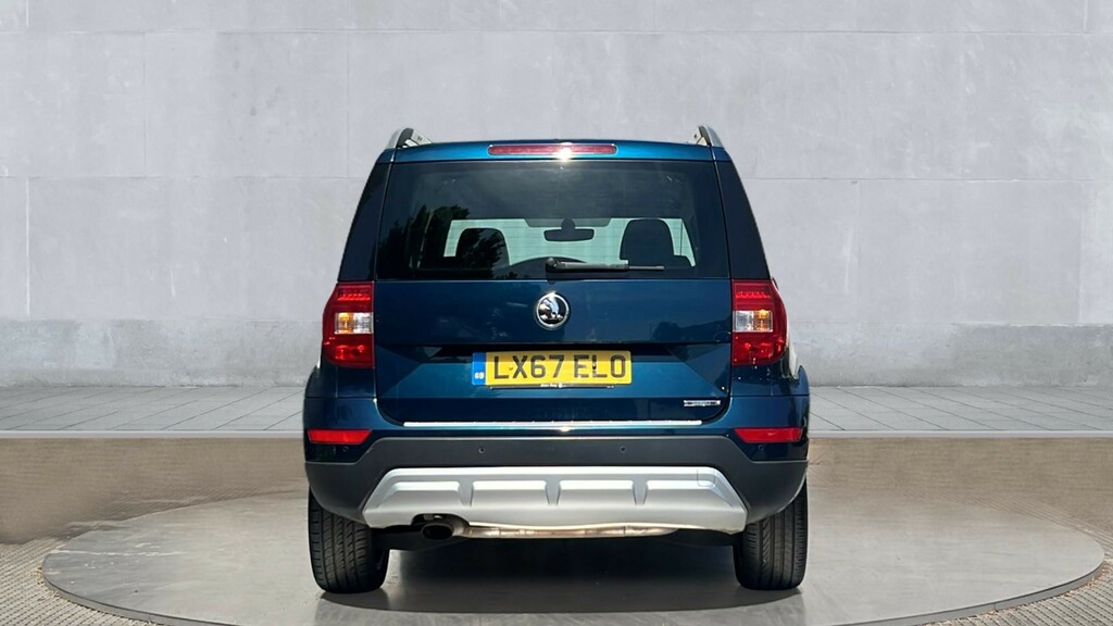Skoda Yeti Outdoor Se Drive 1.2 Tsi 110 Ps Dsg White #11