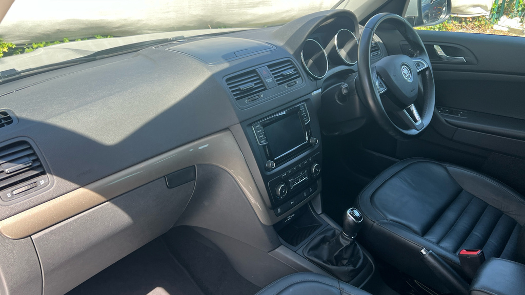 Skoda Yeti Yeti Outdoor 1.2 Tsi 110 Se L Drive Blue #2
