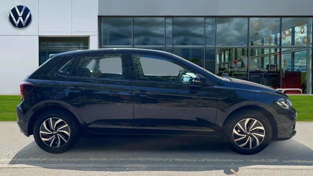 Volkswagen Polo Polo 1.0 Life GJ74TZA Black #4