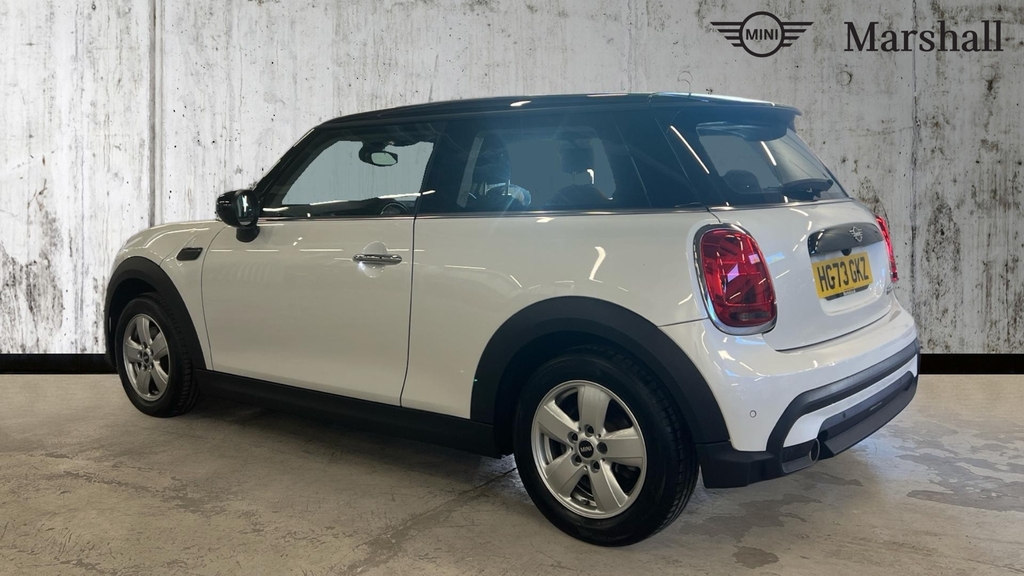 Mini Hatch Hatchback 1.5 Cooper Classic Premium HG73GKZ White #2