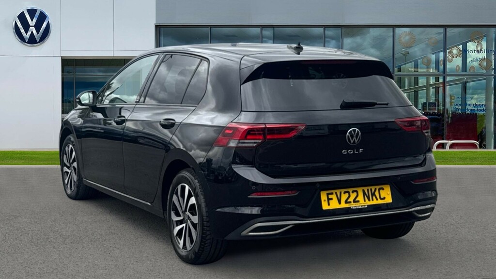 Volkswagen Golf Golf 1.5 Tsi 150 Active FV22NKC Black #3