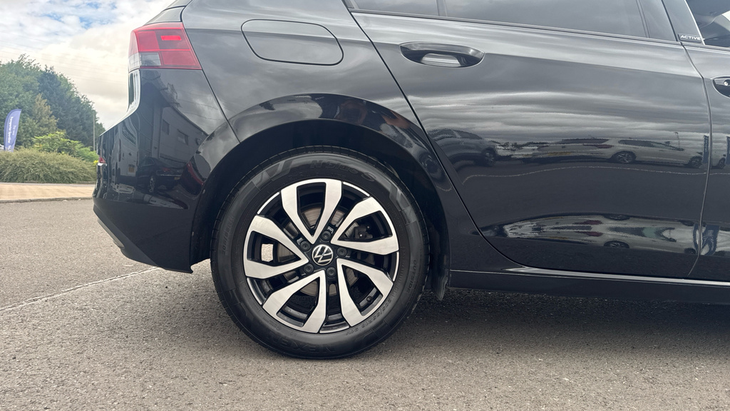 Volkswagen Golf Golf 1.5 Tsi 150 Active FV22NKC Black #5