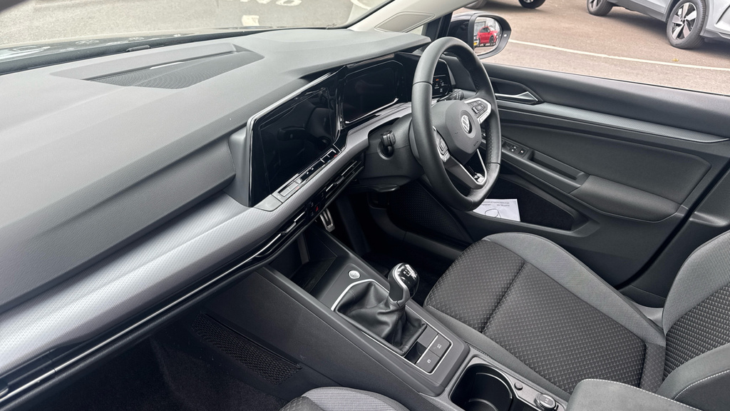 Volkswagen Golf Golf 1.5 Tsi 150 Active FV22NKC Black #2
