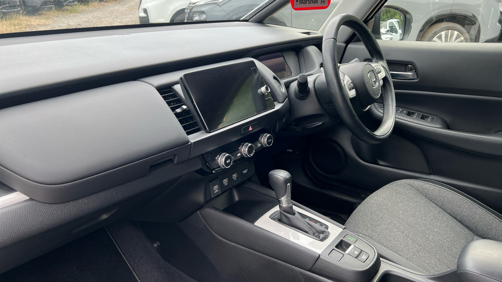 Honda Jazz Jazz 1.5 I-mmd Hybrid Ex Ecvt White #2