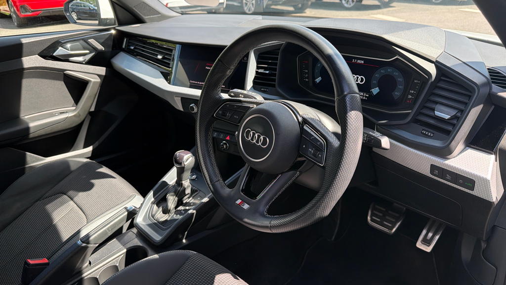 Audi A1 A1 35 Tfsi S Line S Tronic GJ72XGX Black #6