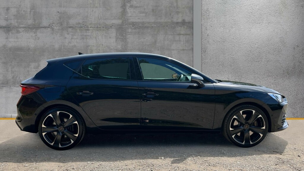Cupra Leon Leon 1.4 Ehybrid Vz2 Dsg Black #4