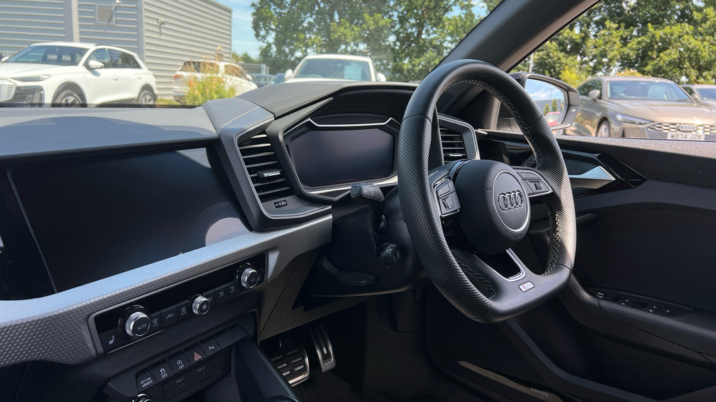 Audi A1 A1 30 Tfsi Black Ed S Tronic Tech Pack Pro WG24VVZ White #2
