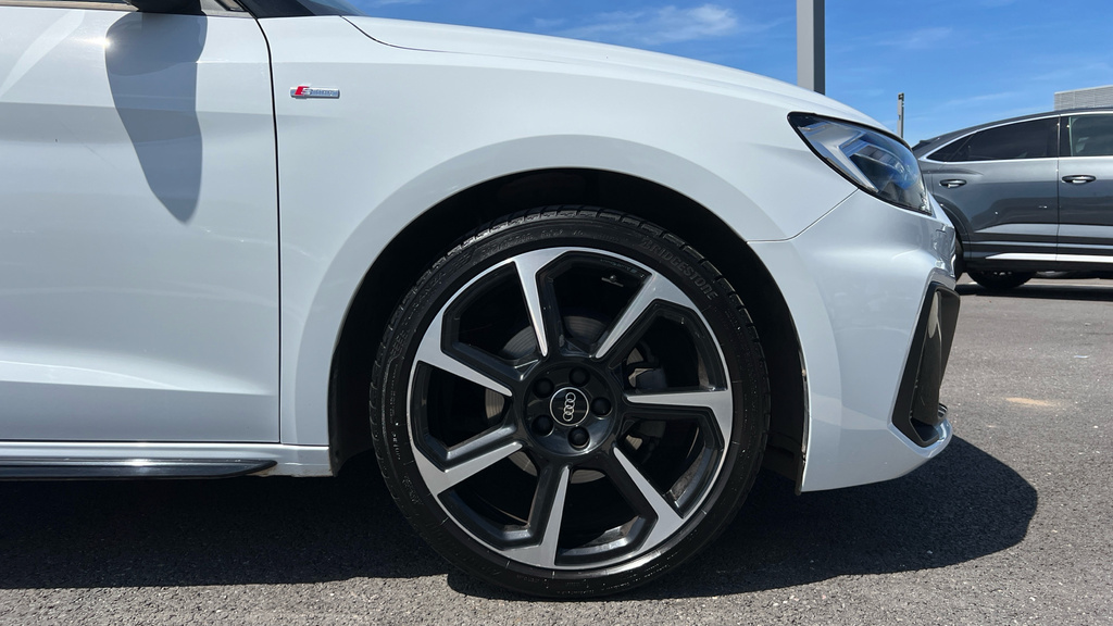 Audi A1 A1 30 Tfsi Black Ed S Tronic Tech Pack Pro WG24VVZ White #5