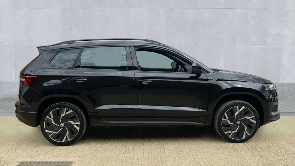 Skoda Karoq Karoq 1.5 Tsi Sportline Dsg KR24WXE Black #4