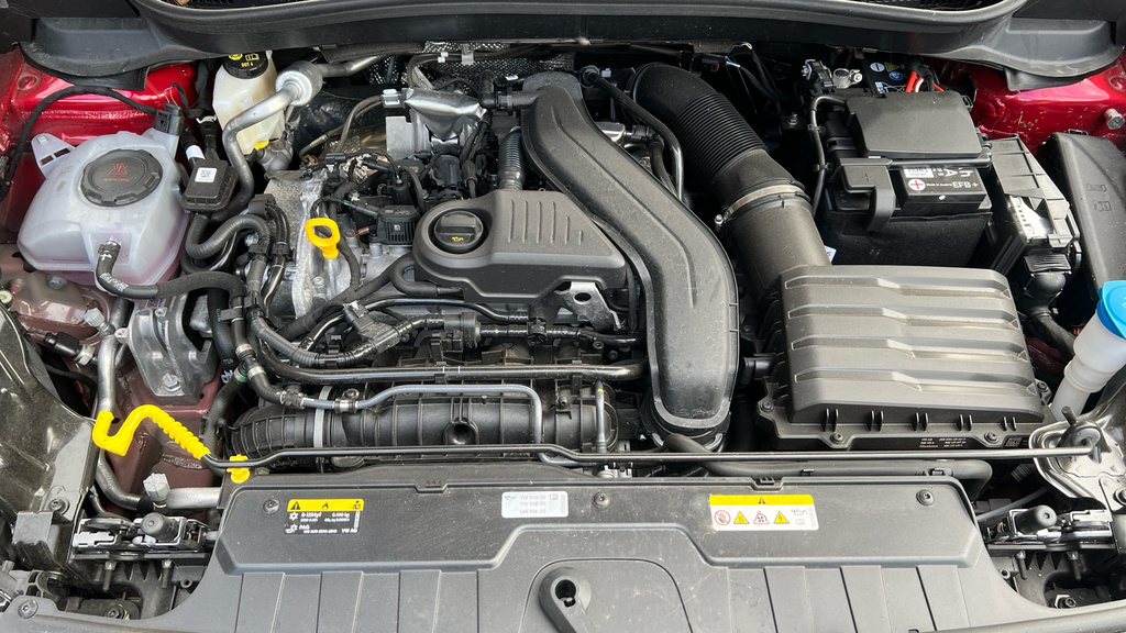 Volkswagen T-Cross R-line White #17