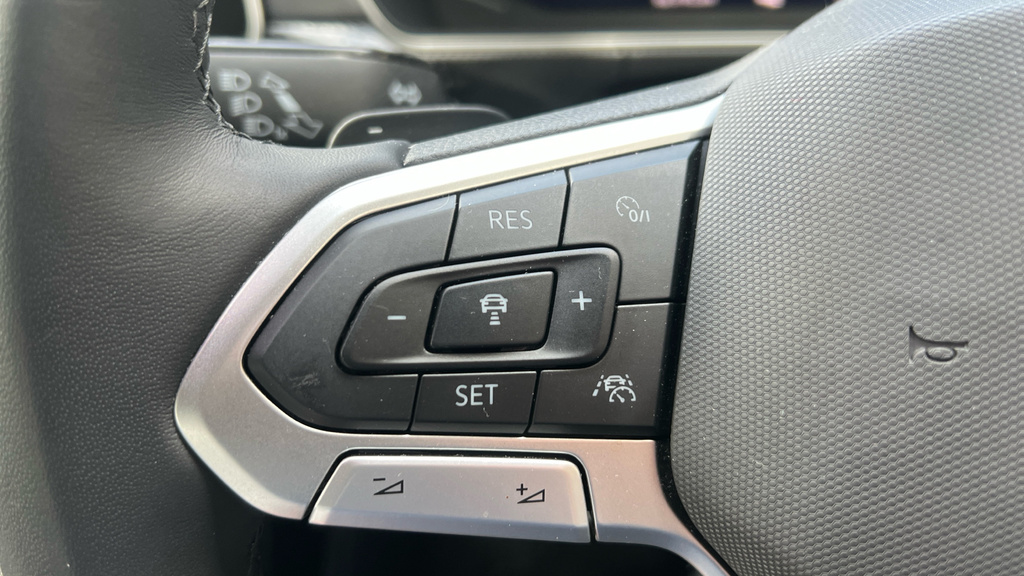 Volkswagen T-Cross R-line White #30