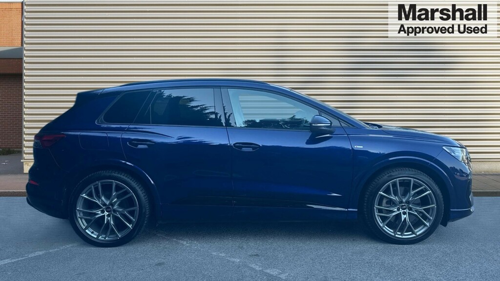 Audi Q4 E Tron Q4 150Kw 40 82.77Kwh Edition 1 OE73TFJ Blue #2