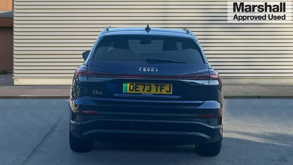Audi Q4 E Tron Q4 150Kw 40 82.77Kwh Edition 1 OE73TFJ Blue #4
