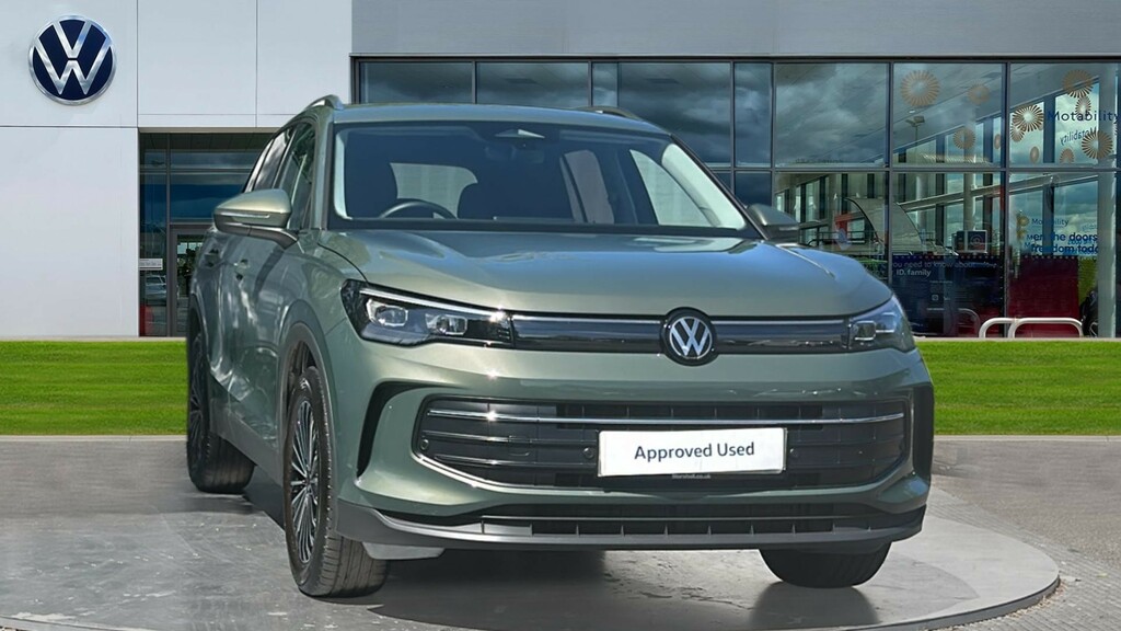 Volkswagen Tiguan Tiguan 1.5 Etsi 150 Match Dsg Green