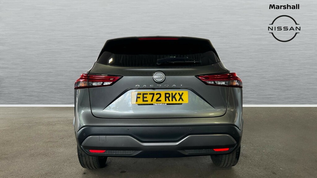 Nissan Qashqai Qashqai 1.3 Dig-t Mh N-connecta FE72RKX #6