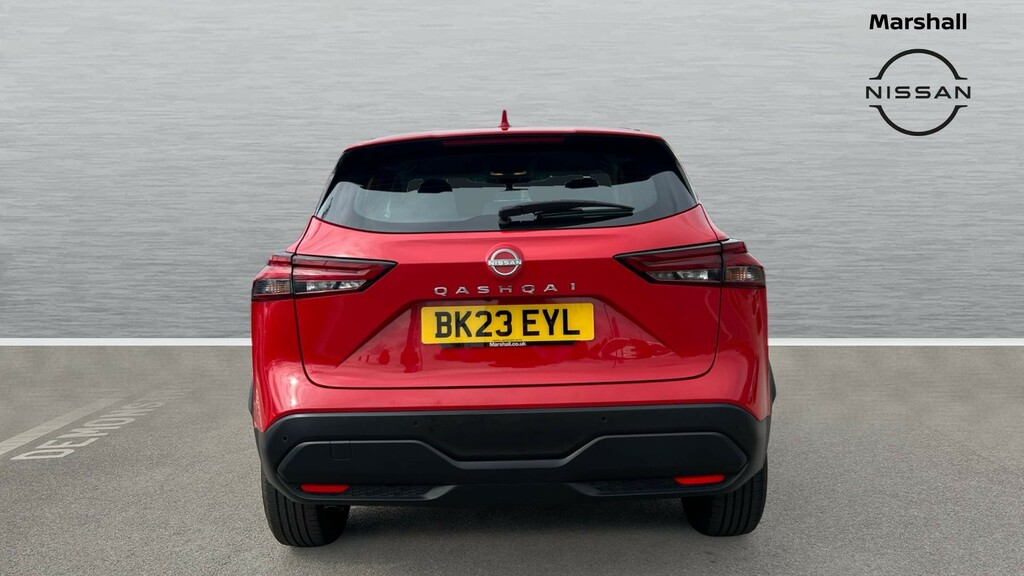 Nissan Qashqai Qashqai 1.3 Dig-t Mh Acenta Premium BK23EYL Red #6