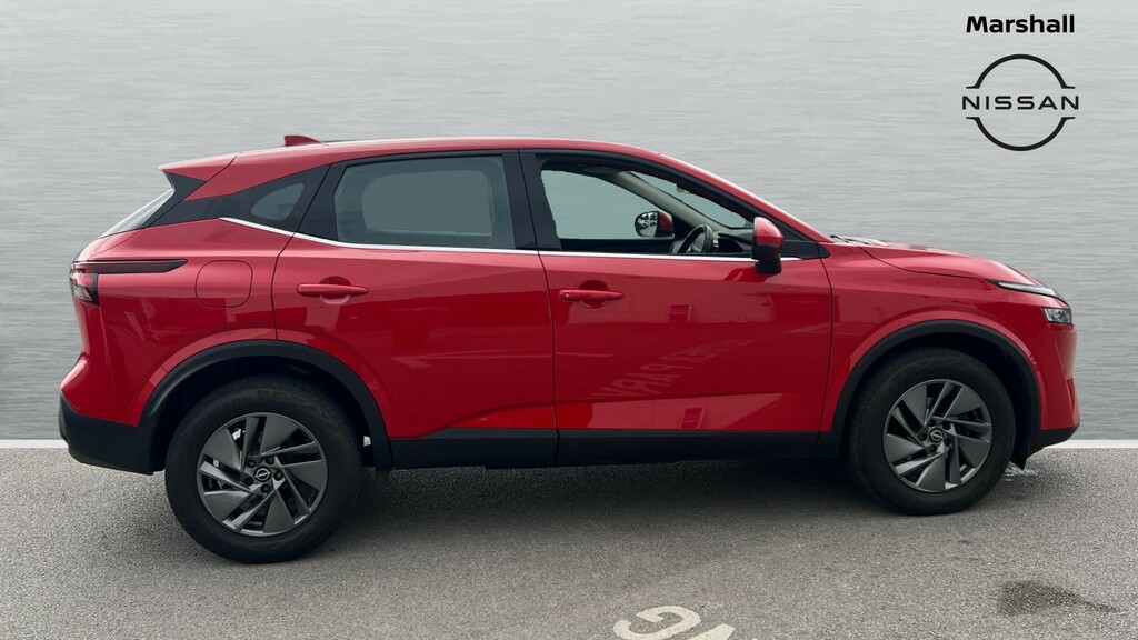Nissan Qashqai Qashqai 1.3 Dig-t Mh Acenta Premium BK23EYL Red #3