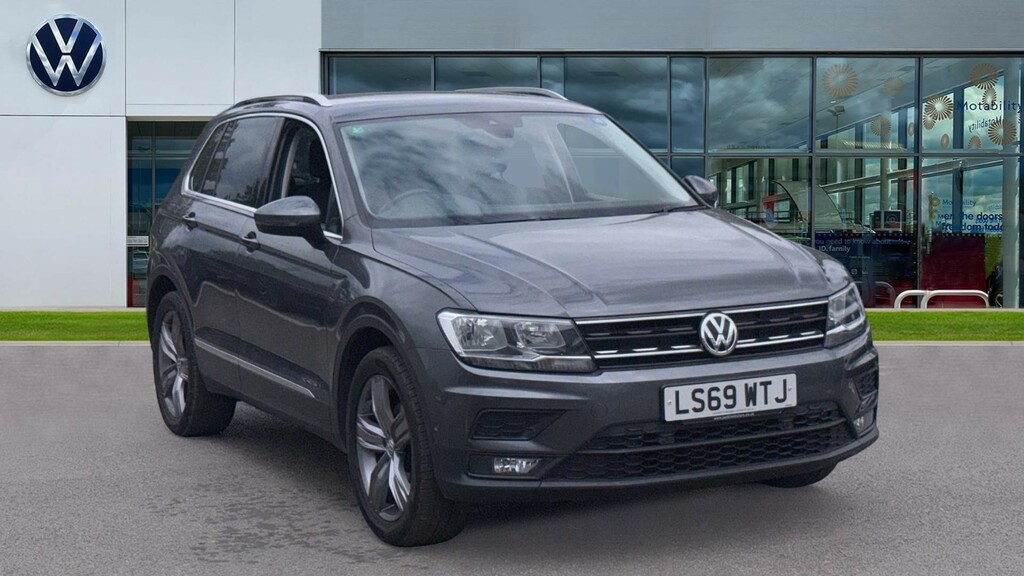 Volkswagen Tiguan 2.0 Match Tdi 148 Bhp Black #1