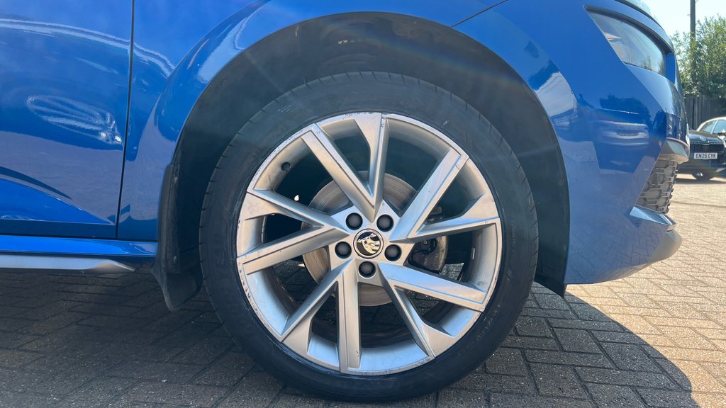 Skoda Kamiq Kamiq 1.5 Tsi Se L Executive Dsg HY73PXU Blue #5