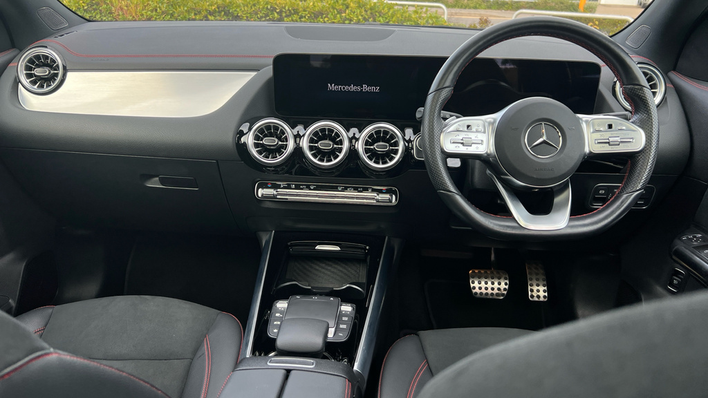 Mercedes-Benz EQA 250 140Kw Amg Line 66.5Kwh Blue #23